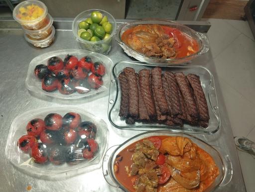 عکس رستوران و بیرون بر ۱۰۰۱ شب