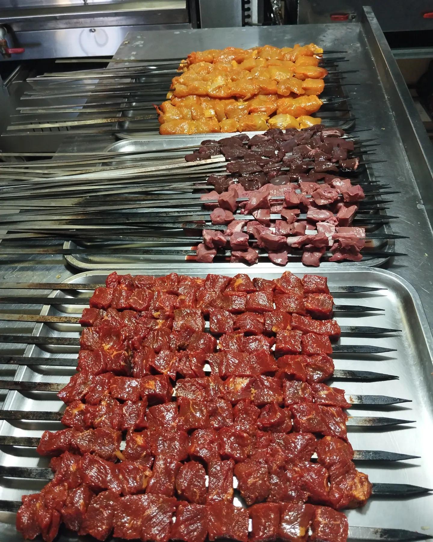 عکس رستوران و بیرون بر ۱۰۰۱ شب