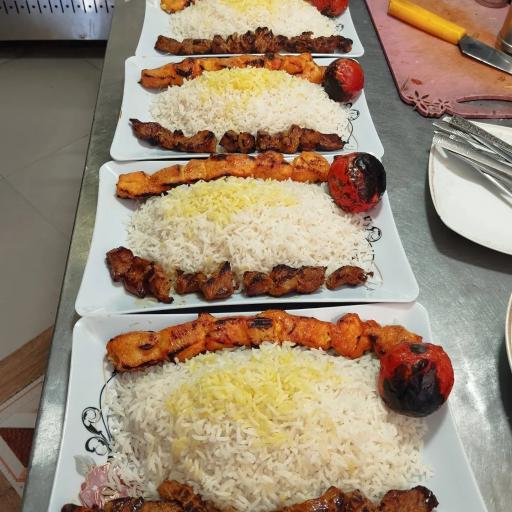 عکس رستوران و بیرون بر ۱۰۰۱ شب