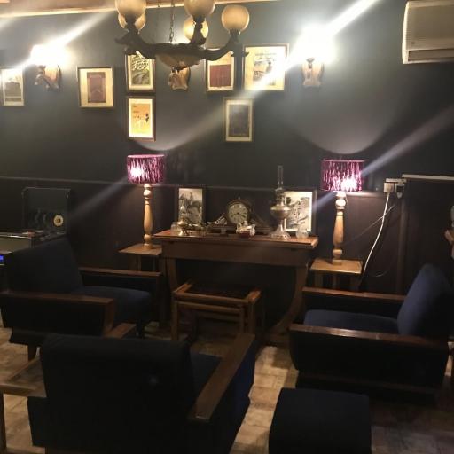 عکس کافه رمان