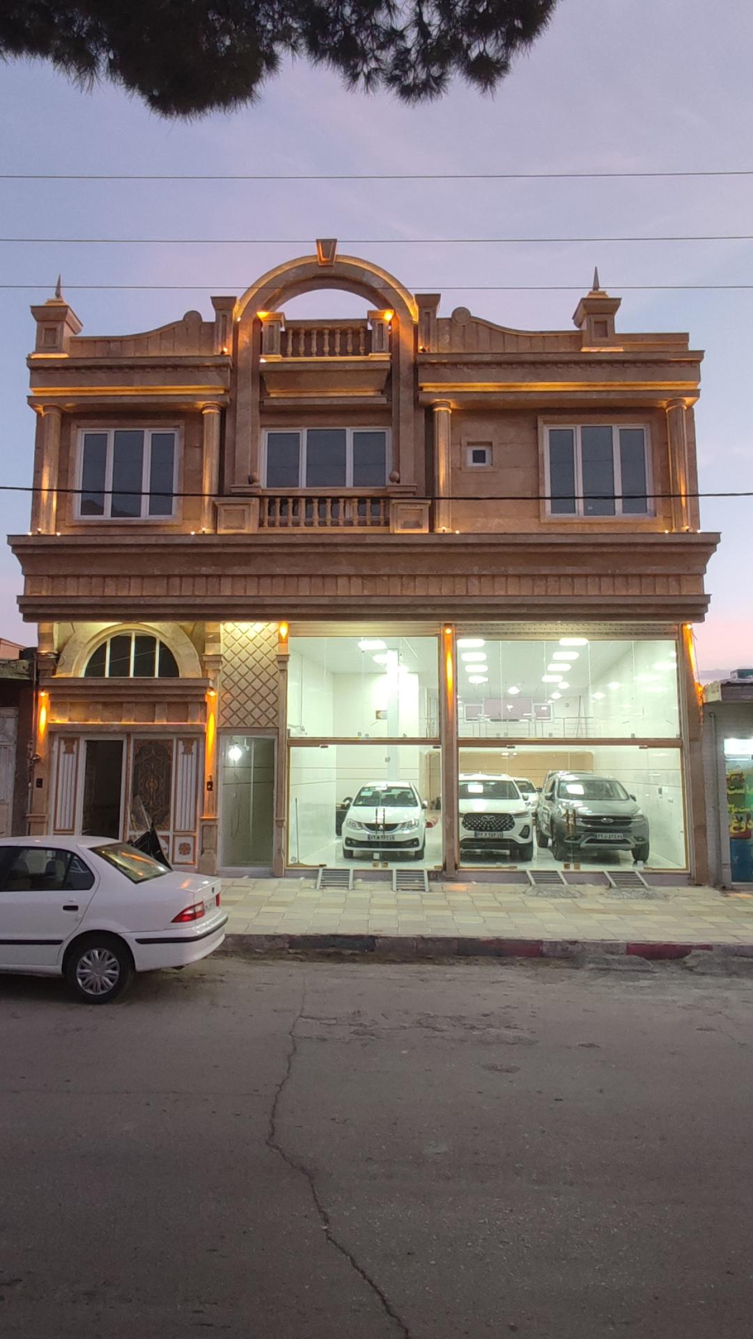 عکس اتو گالری شاه محمدی