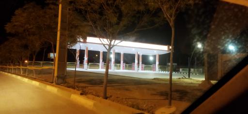 عکس پمپ بنزین غدیر