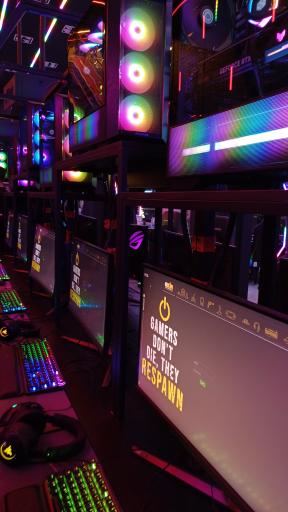 عکس باشگاه ورزشهای الکترونیک اکسین گیم شعبه تهران