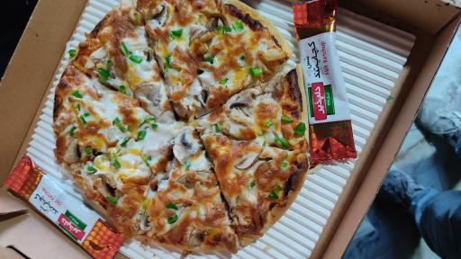 عکس کافه فست فود ژوان 