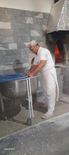 عکس نانوایی سنگکی