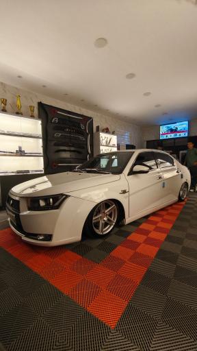 عکس فروشگاه دنا لوکس