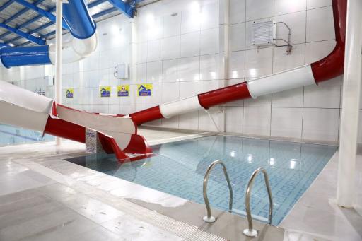 عکس مجموعه ورزشی مهرگان(استخر و بدنسازی)