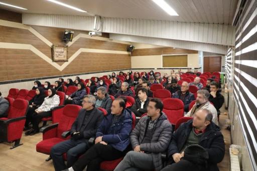 عکس سالن همایش و اجتماعات اداره کل ورزش و جوانان استان همدان 