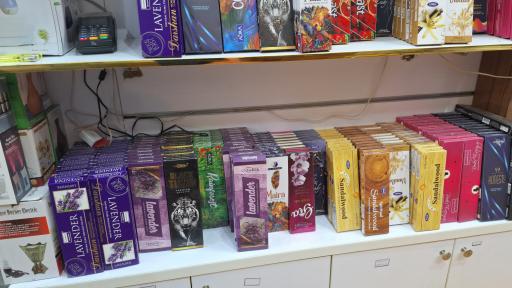 عکس فروشگاه عود وبخور تاج محل