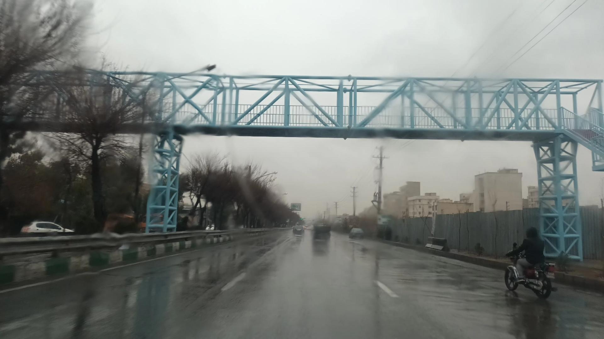 عکس پل عابرپیاده