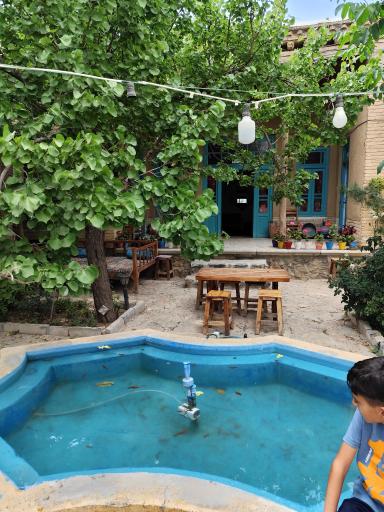 عکس اقامتگاه بومگردی و رستوران سنتی خانه دوستی