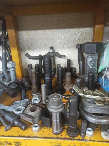 عکس فروشگاه پیچ مهره آرتا صنعت