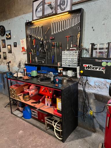 عکس تعمیرگاه گاردریل