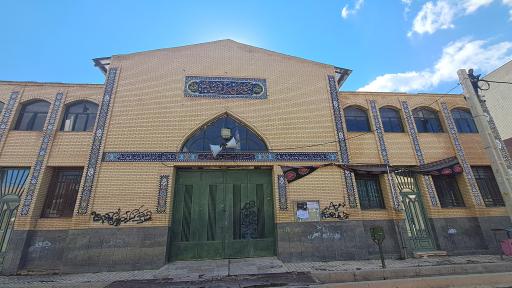 عکس حسینیهٔ قمر بنی هاشم