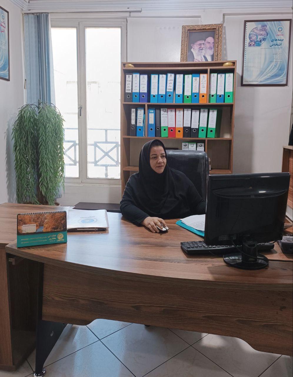 عکس بیمه ایران نمایندگی صدیقه مختاری کد(۴۷۳۷)