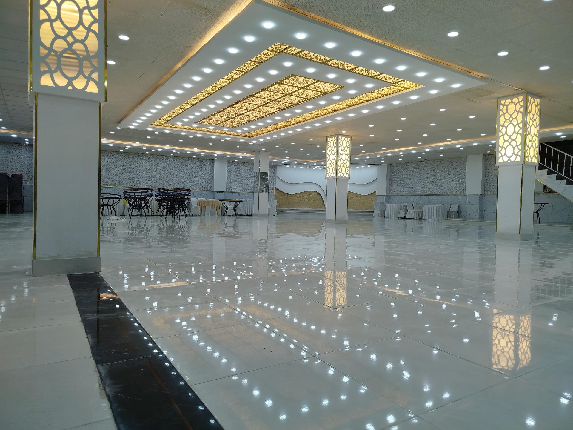 عکس تالار پذیرایی خیام