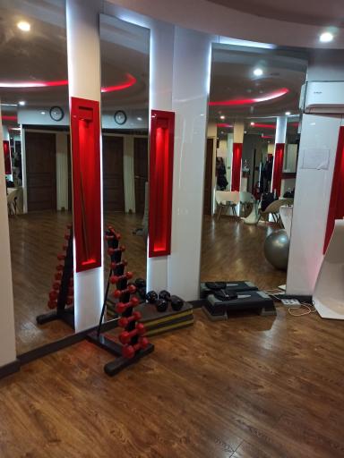 عکس ایکس بادی شهرک غرب