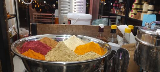 عکس ادویه خانه آتیس