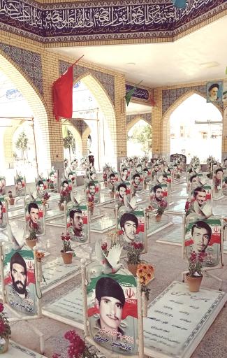 عکس آرامستان و گلزار شهدای امامزاده درچه