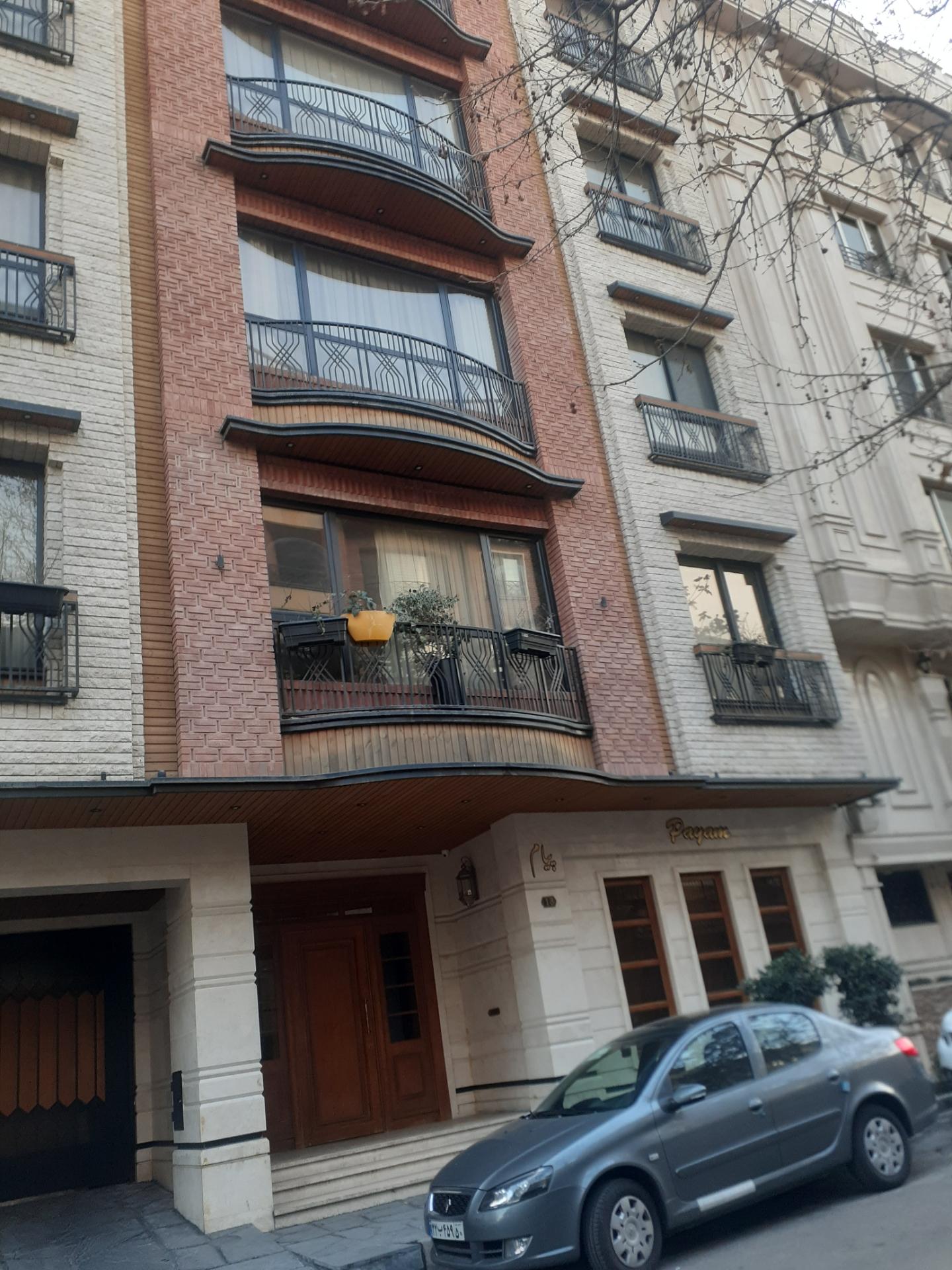 عکس ساختمان پیام