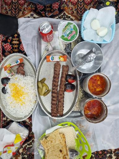 عکس رستوران ایران زمین