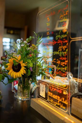 عکس کافی شاپ طهرانچیان