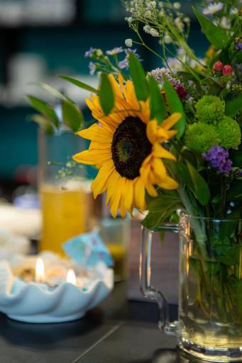 عکس کافی شاپ طهرانچیان