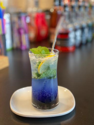 کافی شاپ طهرانچیان