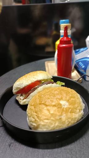 عکس کافه پولونیا