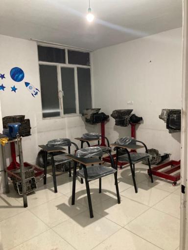 عکس آموزشگاه فنی ایران آسیا