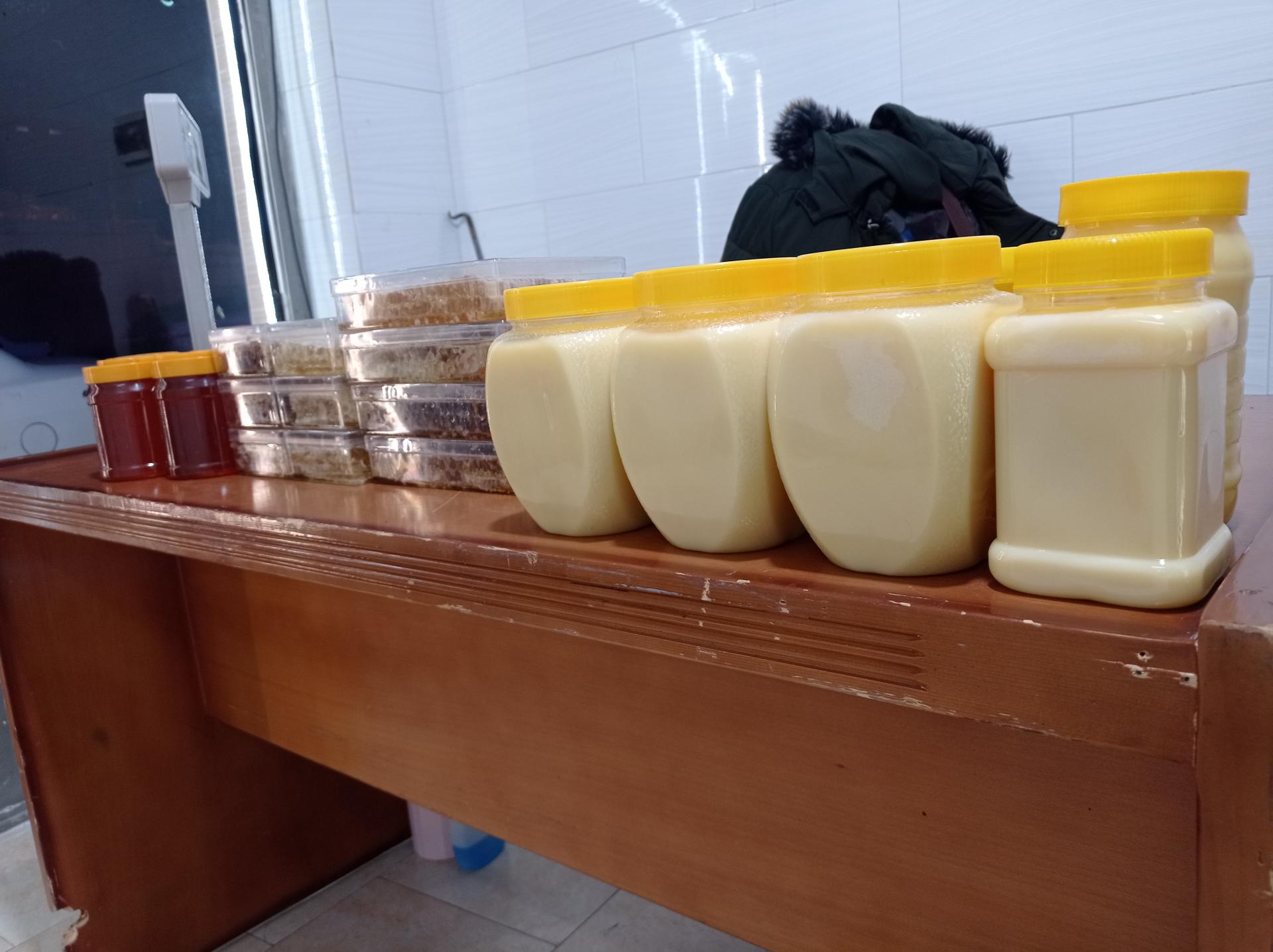 عکس پخش لبنیات آذربایجان 