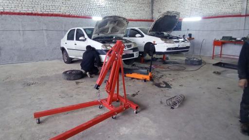 عکس کلینیک تخصصی خودرو ملل