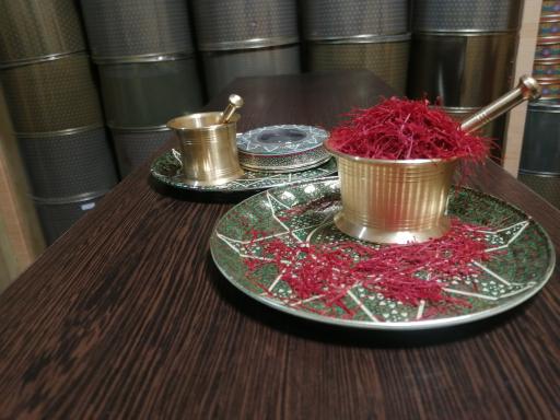 عکس بورس زعفران تهران