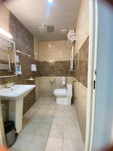 عکس هتل کاج مشهد