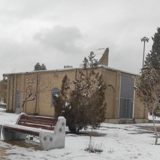 عکس مقبره جناب ایزدگشسب درویش ناصر علی