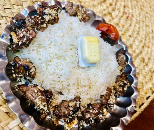 عکس چلوکبابی پارسا