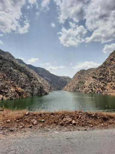 عکس چشمه بل