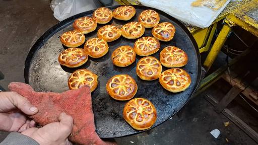 سوغات سرا و کلوچه سرای کارن