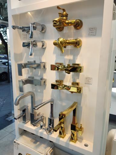 عکس فروشگاه پلاس (نمایندگی روشویی های لوکس رینزا)