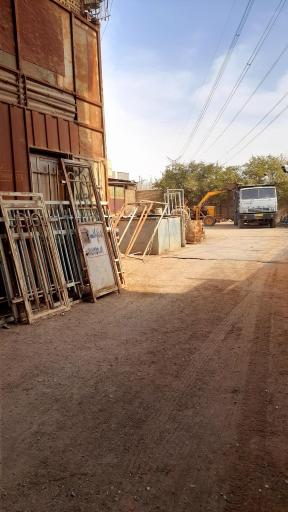 آهن آلات ناصر حداد