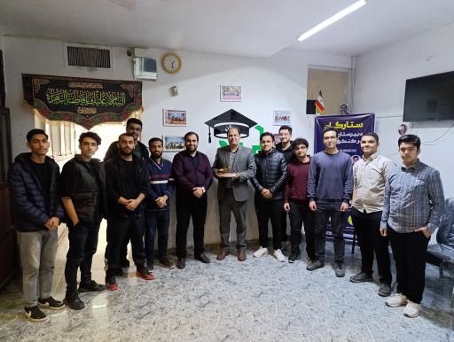 دبیرستان پسرانه رویان