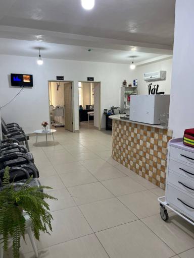 عکس مرکز تخصصی درمان زخم ساوا