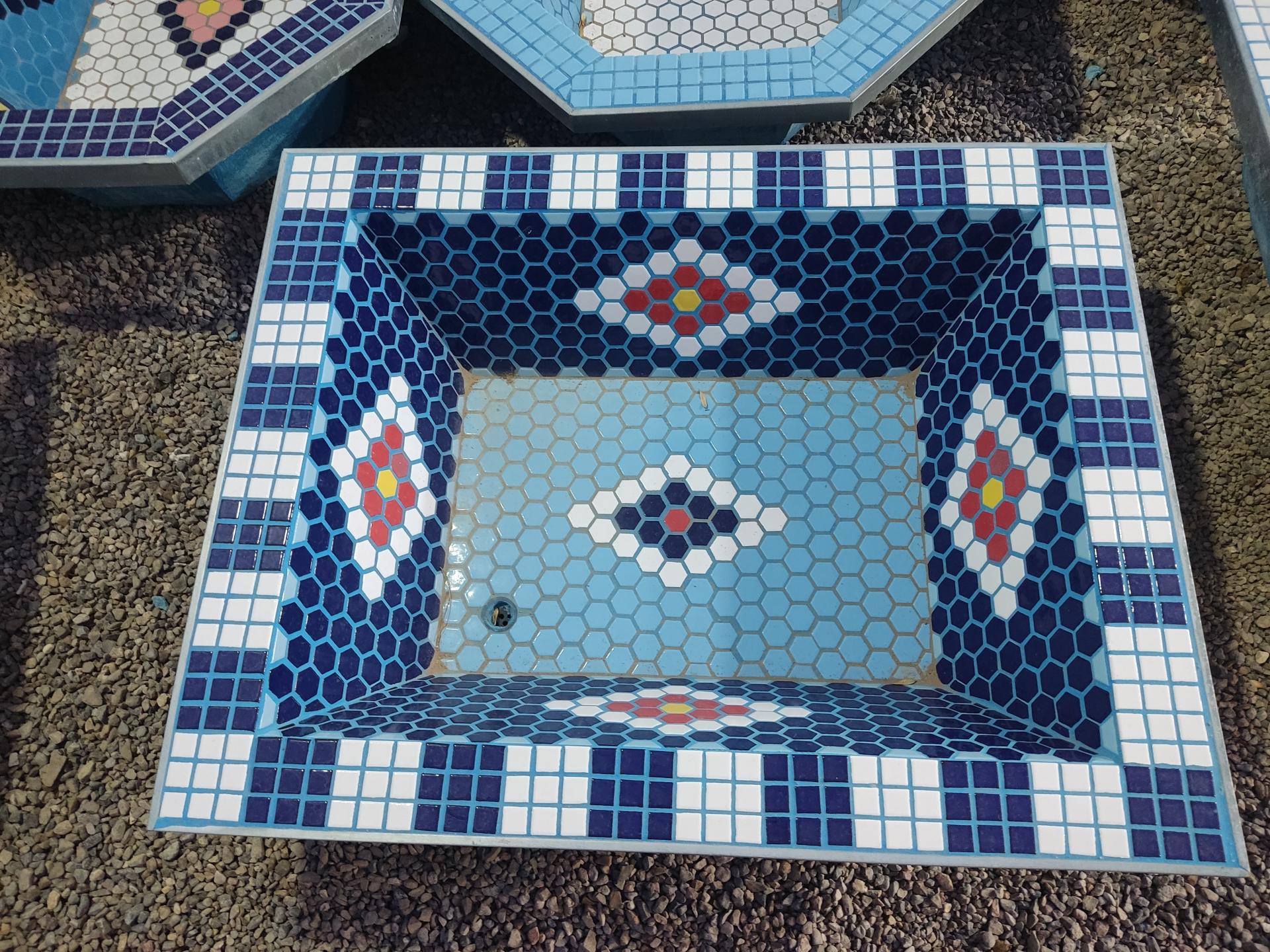 عکس حوض و آبنما اقایی