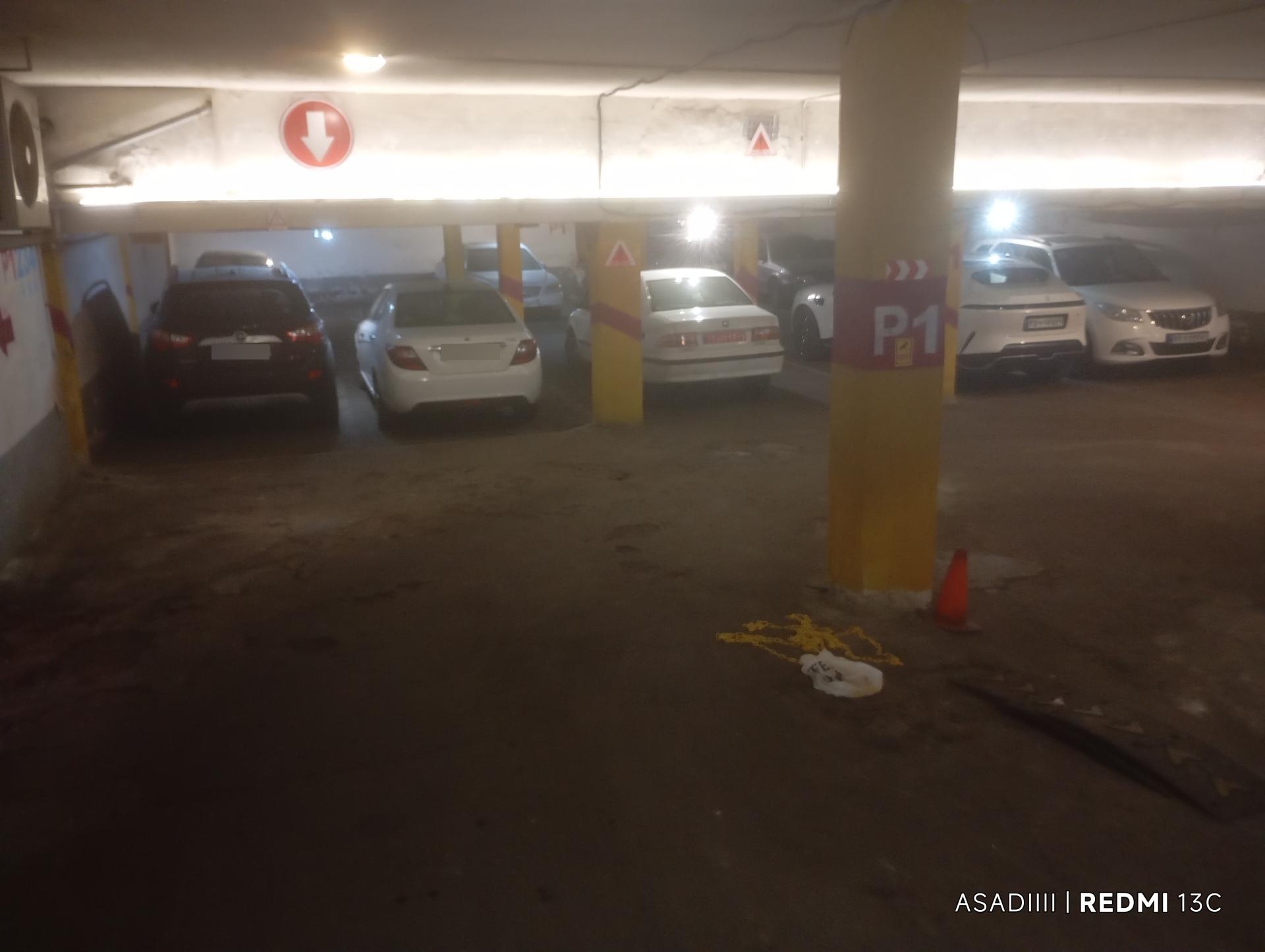 عکس پارکینگ پارس