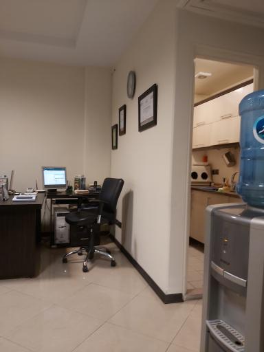 عکس دندانپزشکی دکتر امیرهوشنگ هاشمی