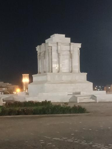 عکس آرامگاه فردوسی مینی ورد