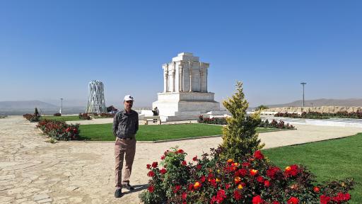 عکس آرامگاه فردوسی مینی ورد