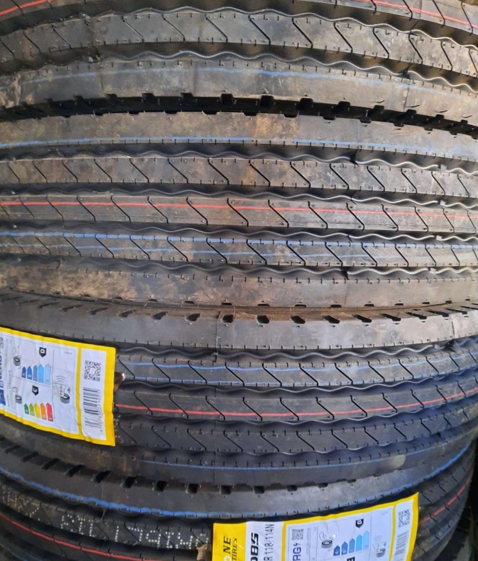 عکس فروشگاه لاستیک یوز تایر