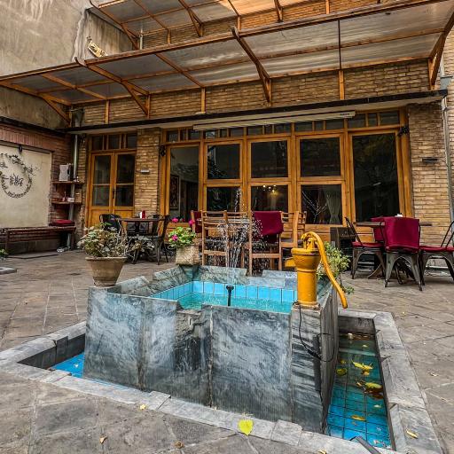 کافه خانه مانا