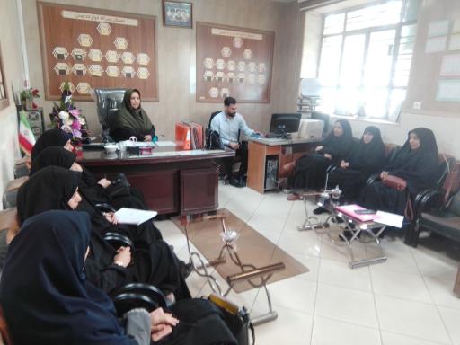 عکس دبستان 12 بهمن